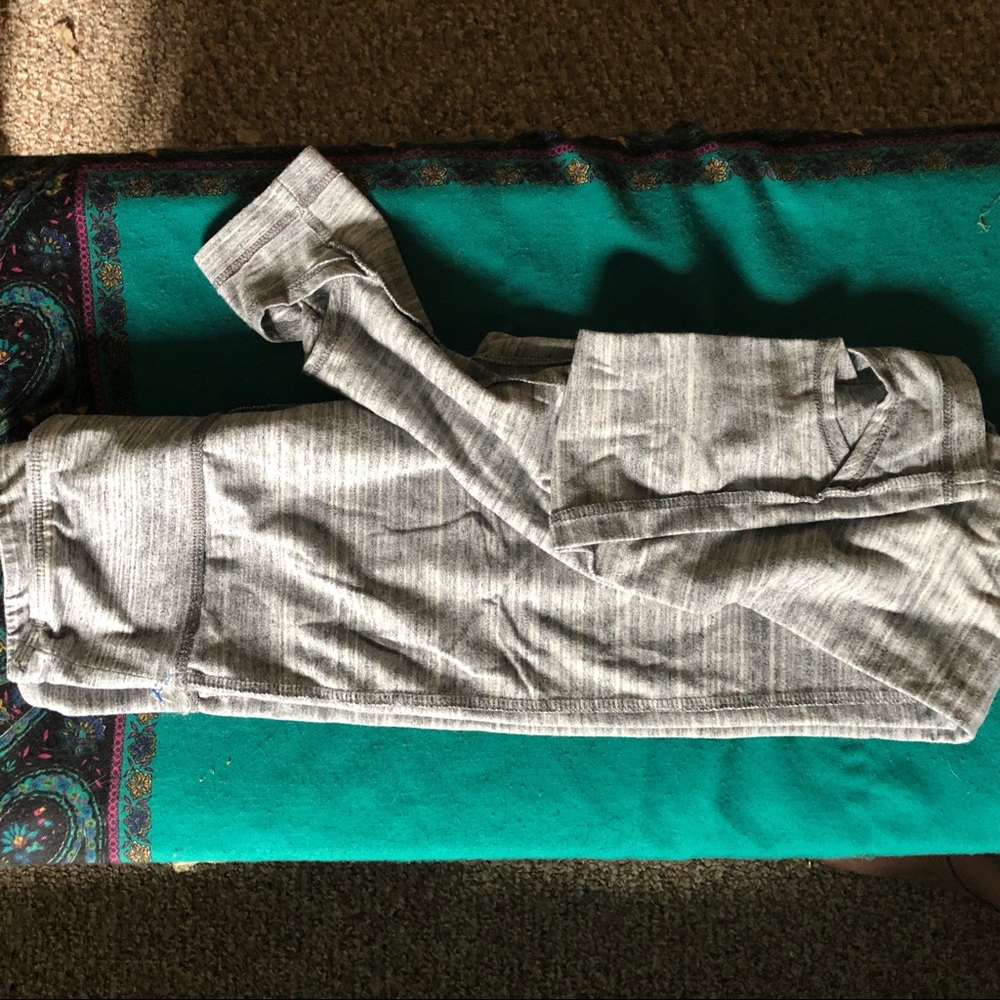 Grey open healed leggings